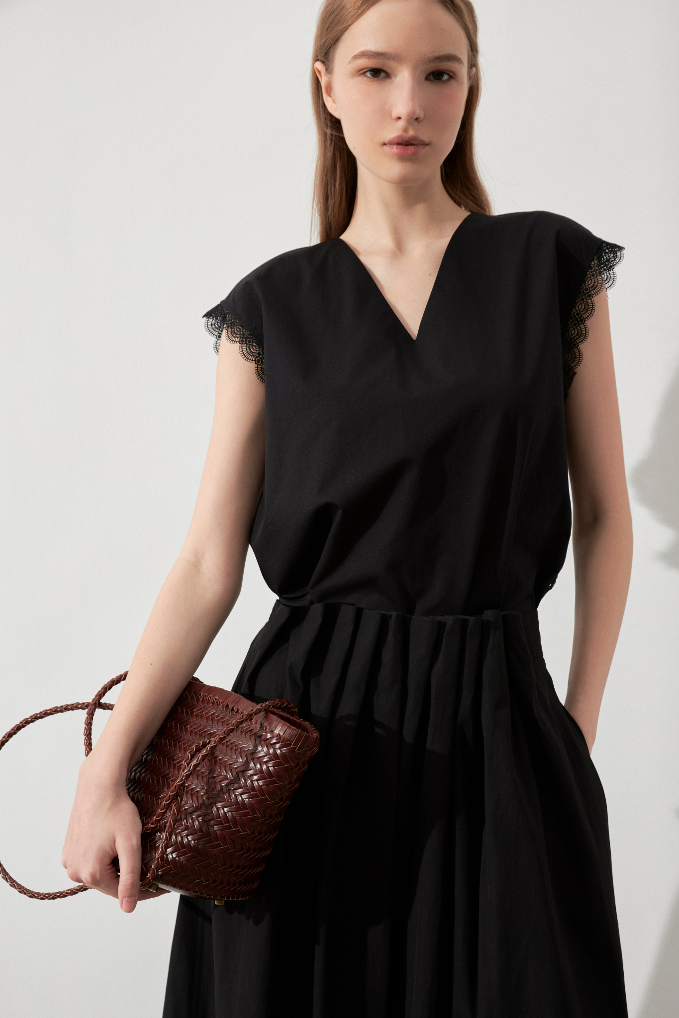 Rattan Weave Leather Bucket Bag