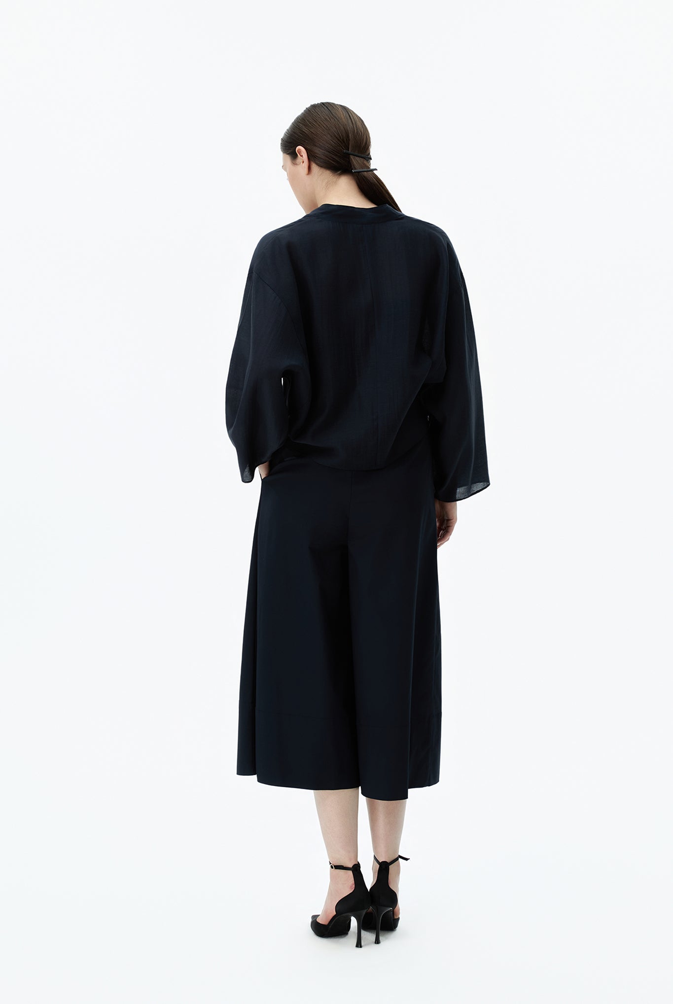 Kimono Wrap with Bat-winged Sleeves