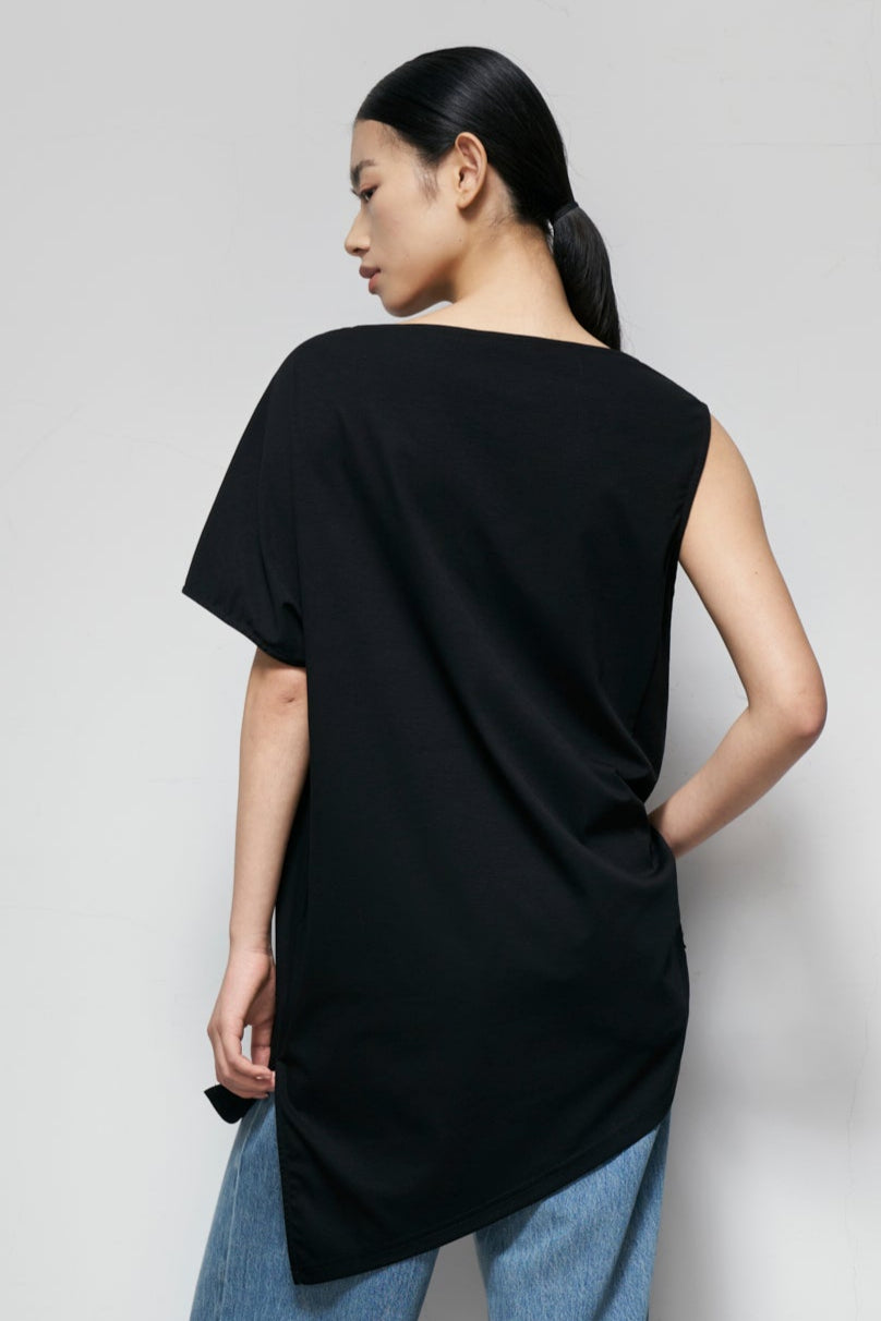 Asymmetric Sleeved Top