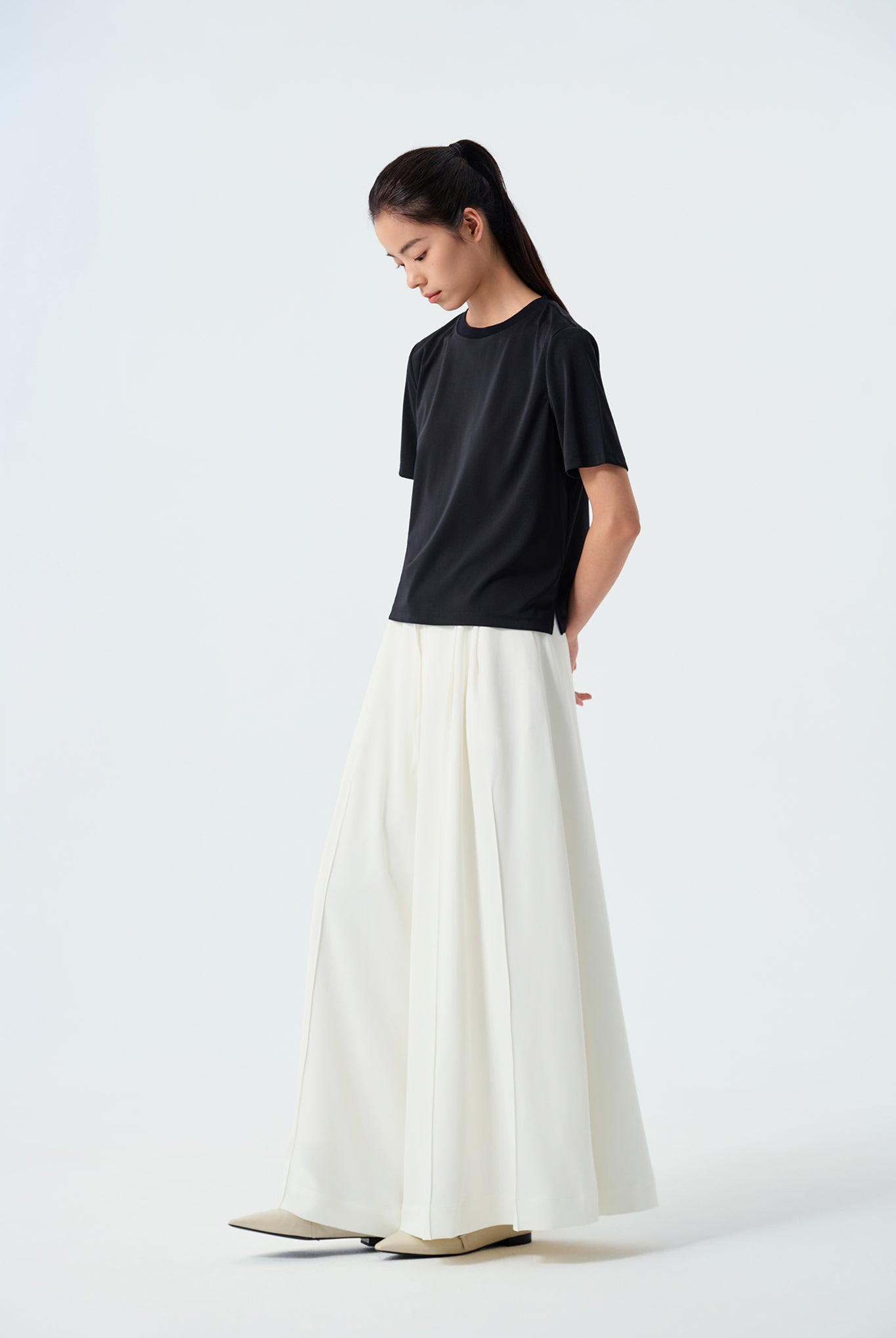 Kelly Ribbed Contrast Collar Top