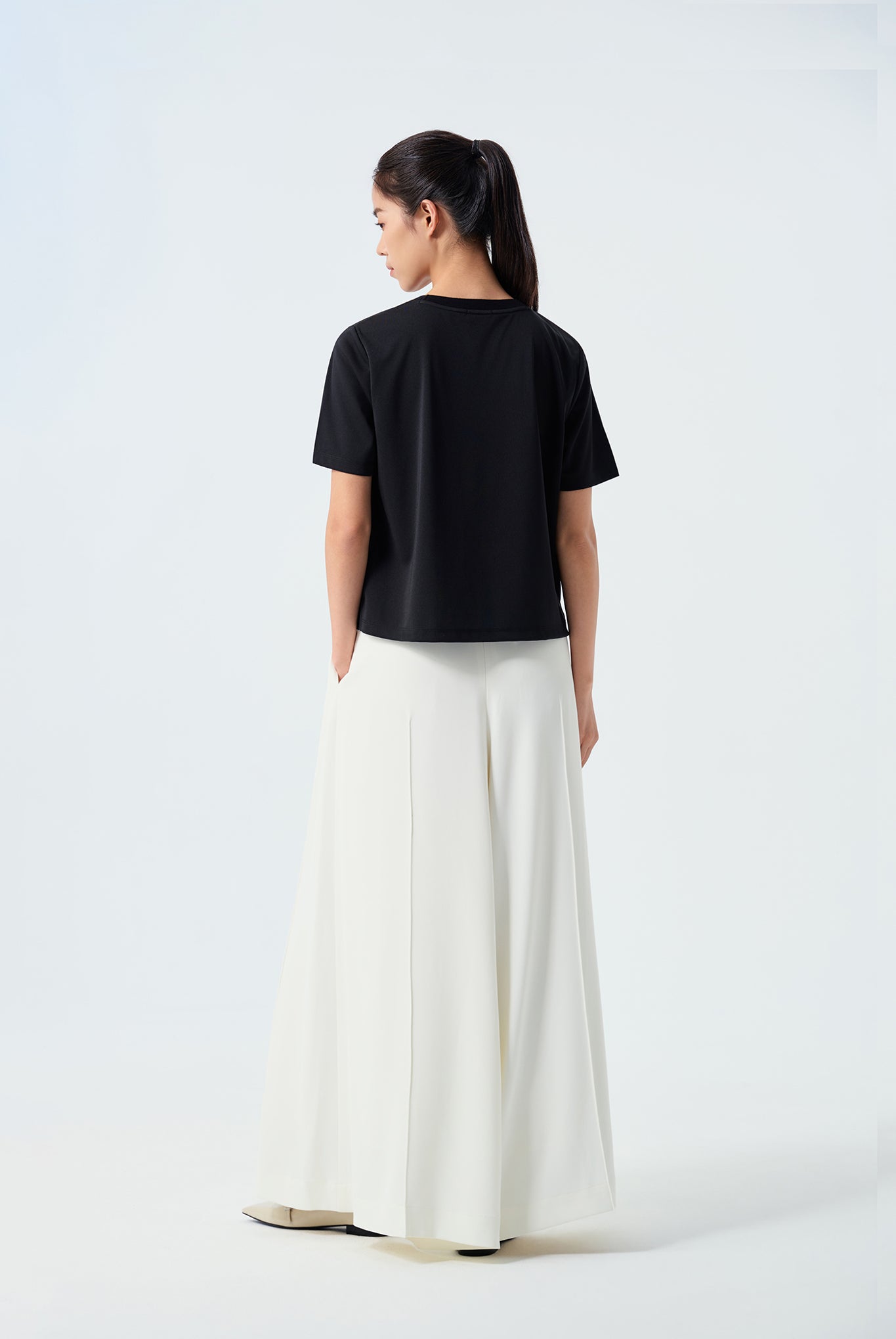 Kelly Ribbed Contrast Collar Top