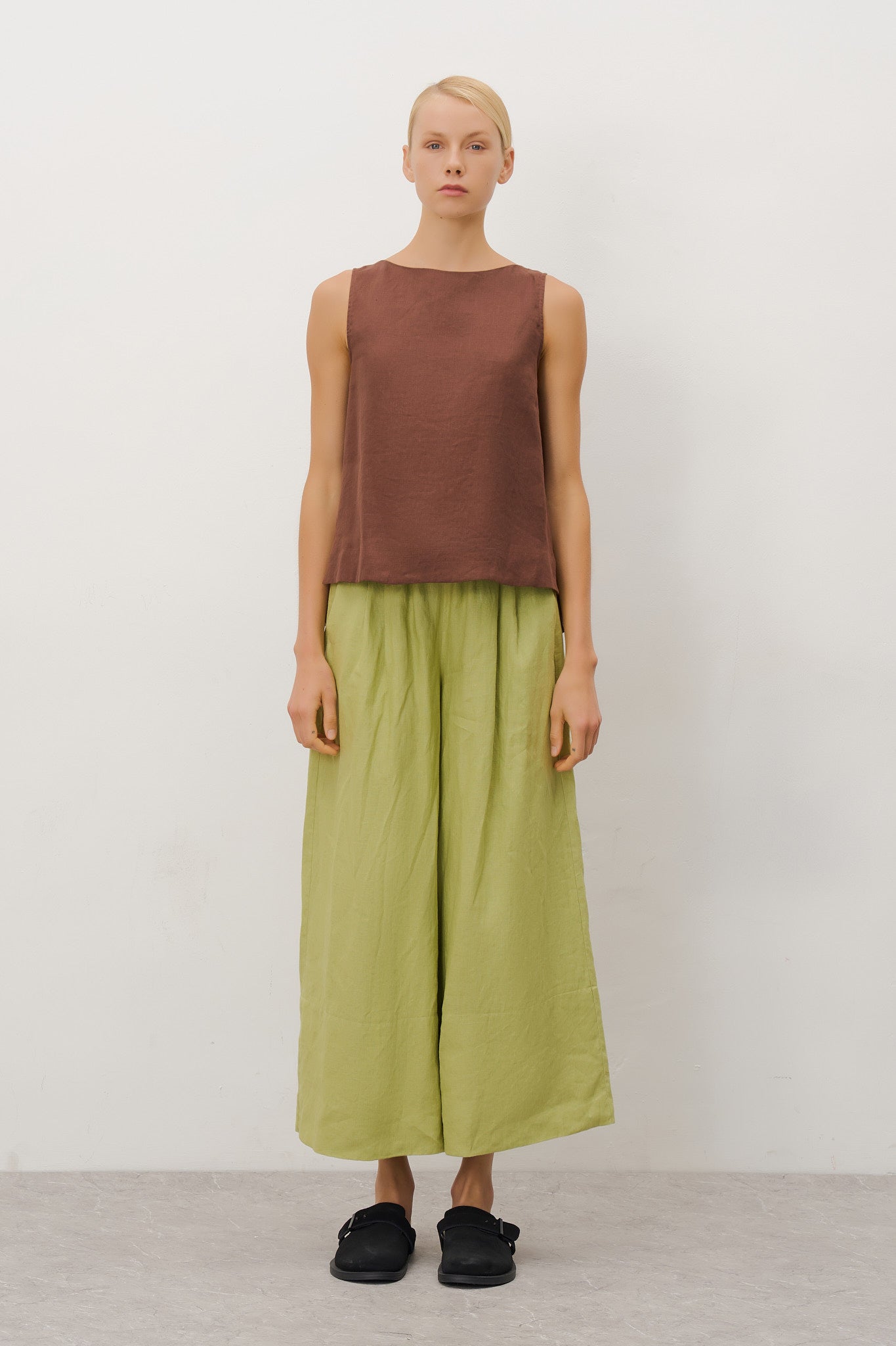 Relaxed Linen Trousers