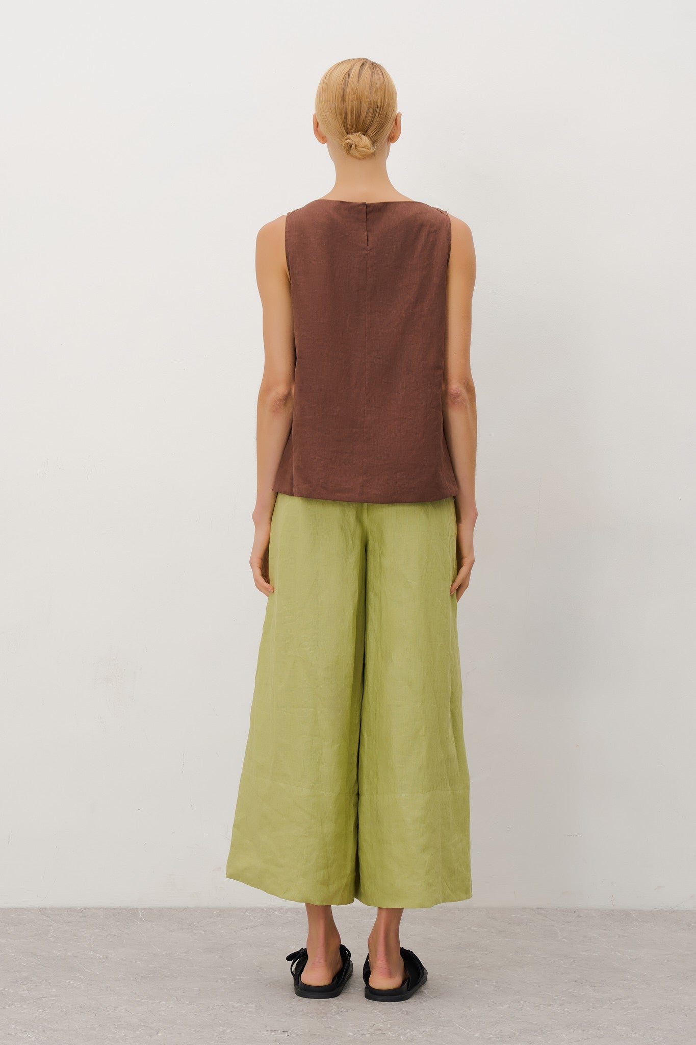 Relaxed Linen Trousers