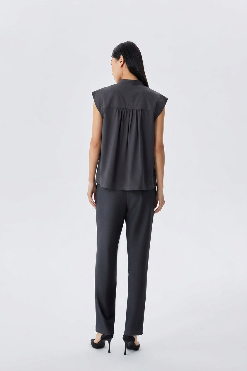 Sleeveless Lapel Top