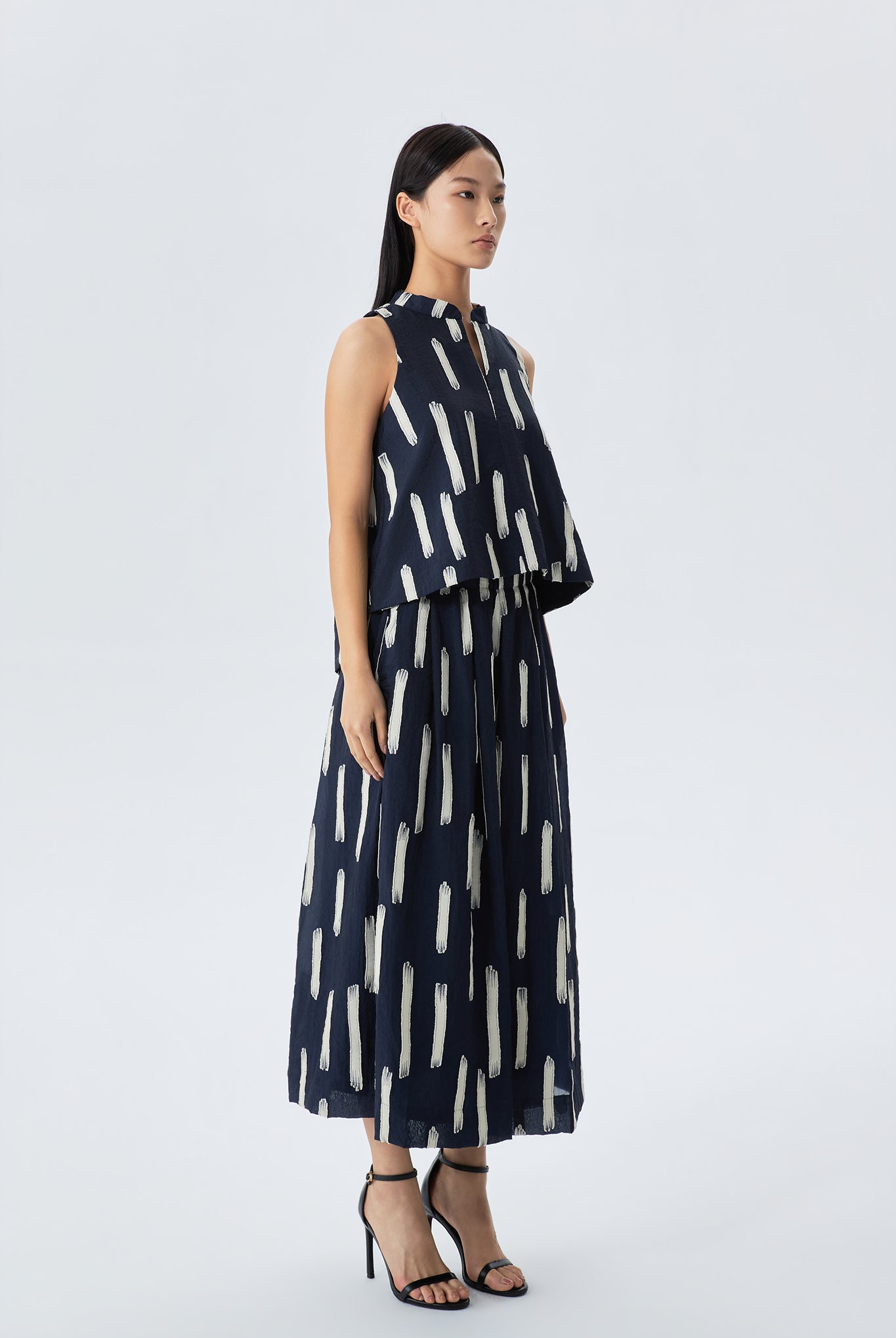 Thea Brush-stroke Lined Shell Top