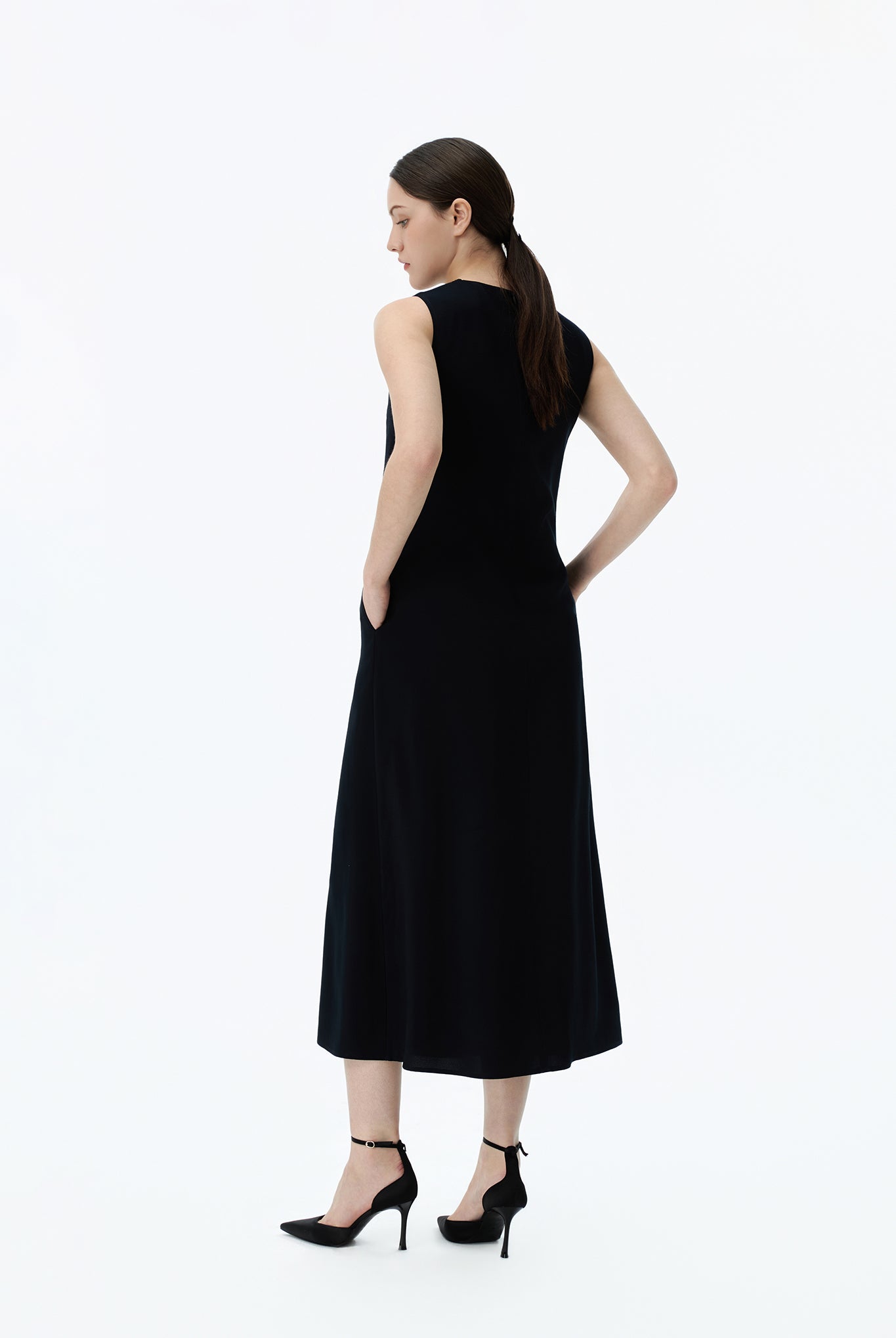 Round Neck Long Shift Dress