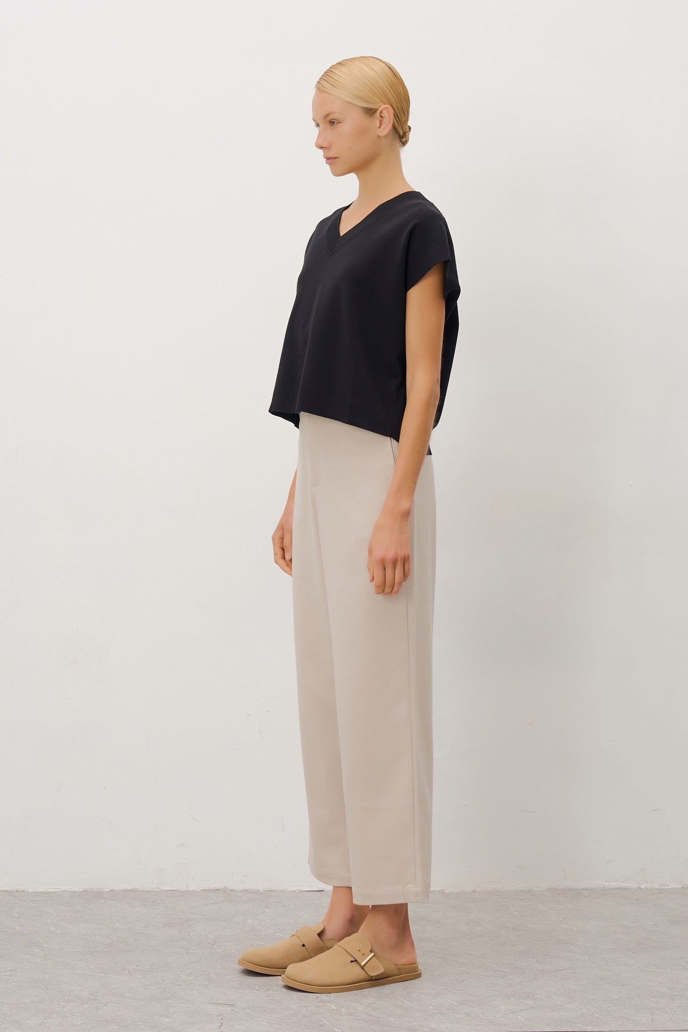 V Neck Knit Top