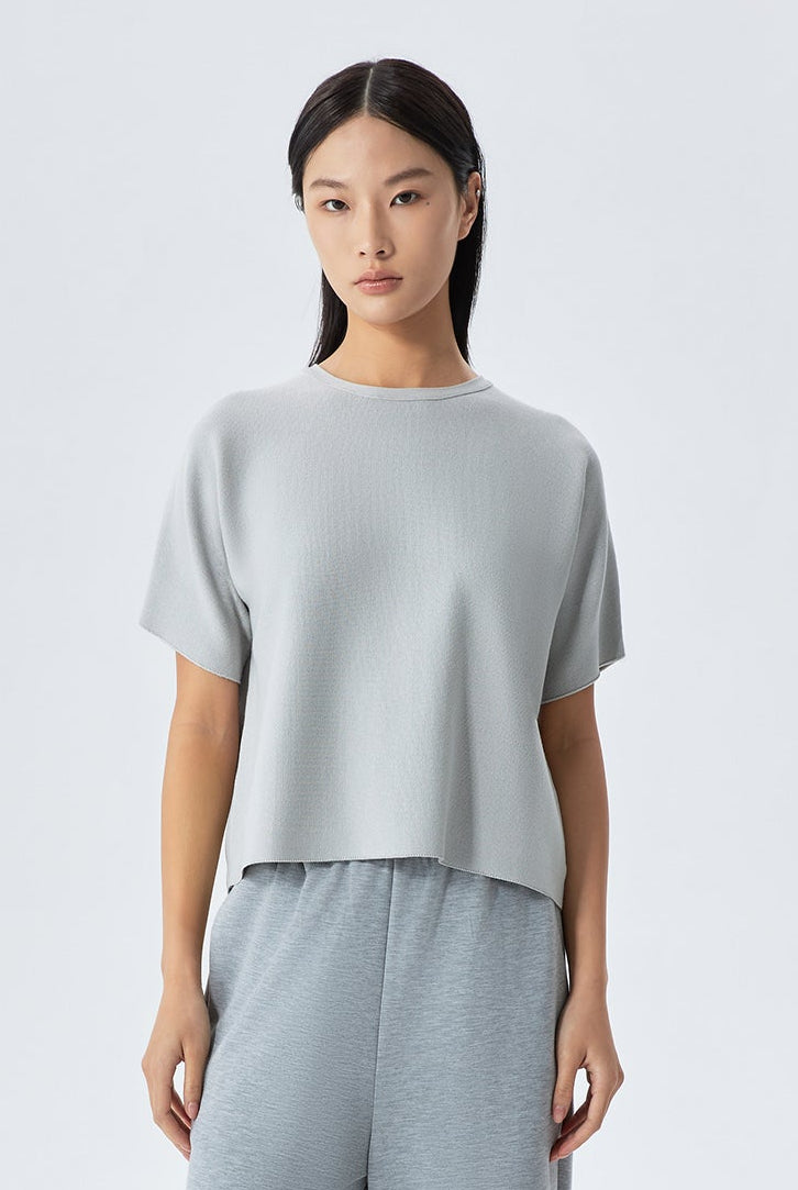 Boxy Top With Grosgrain Ribbon Back