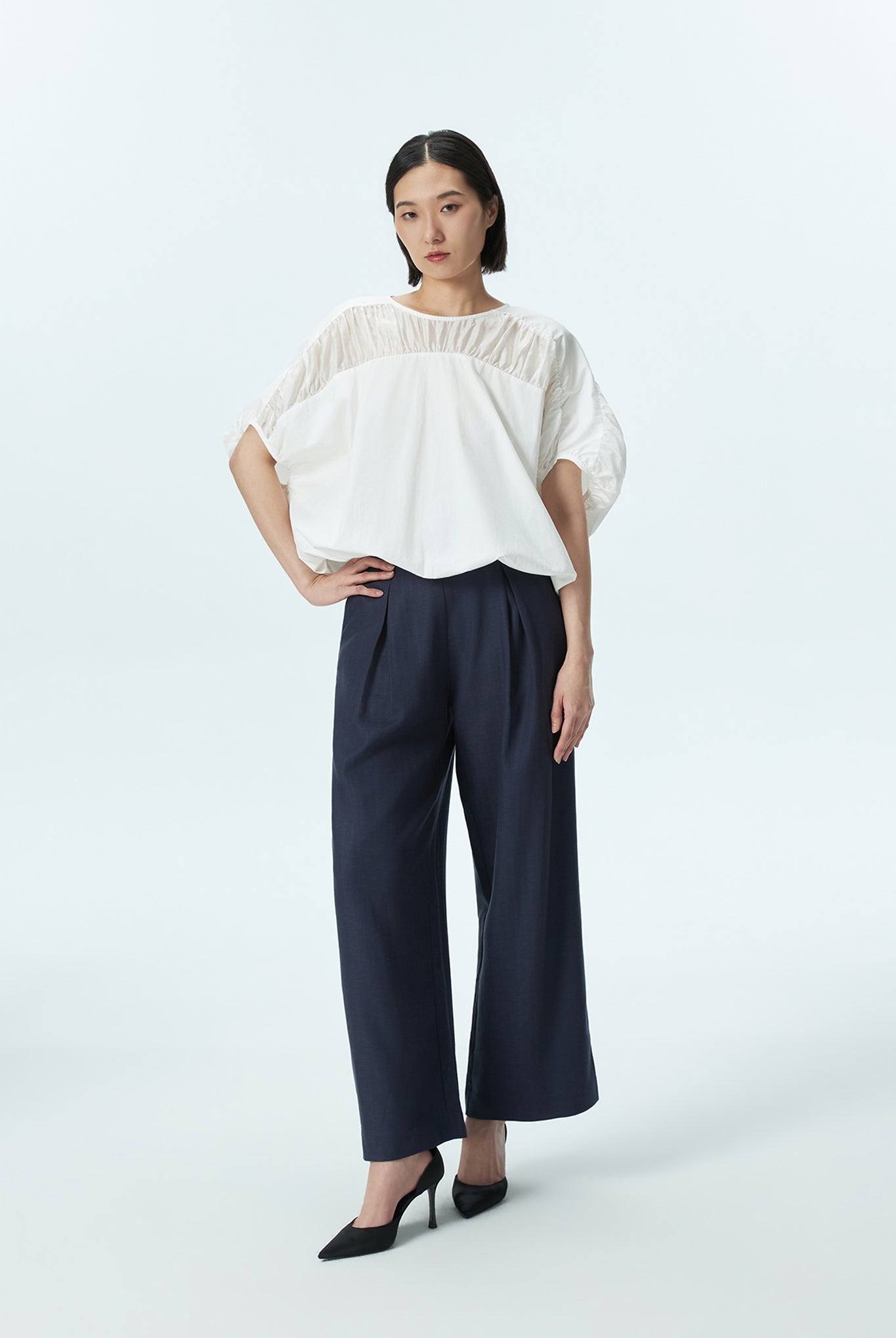 Wide Leg Pleated Pants