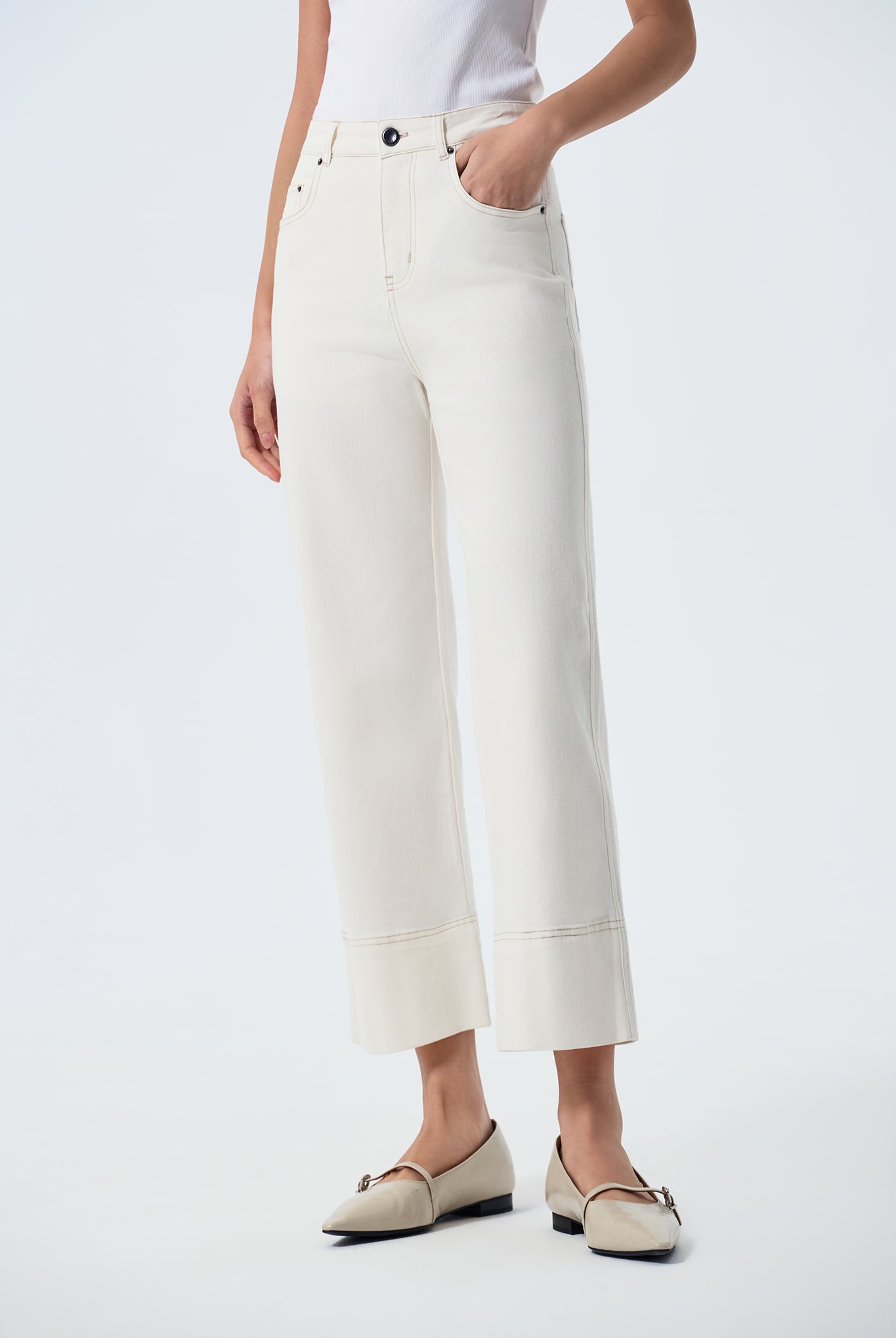 Nadia Capri Style Straight Jeans