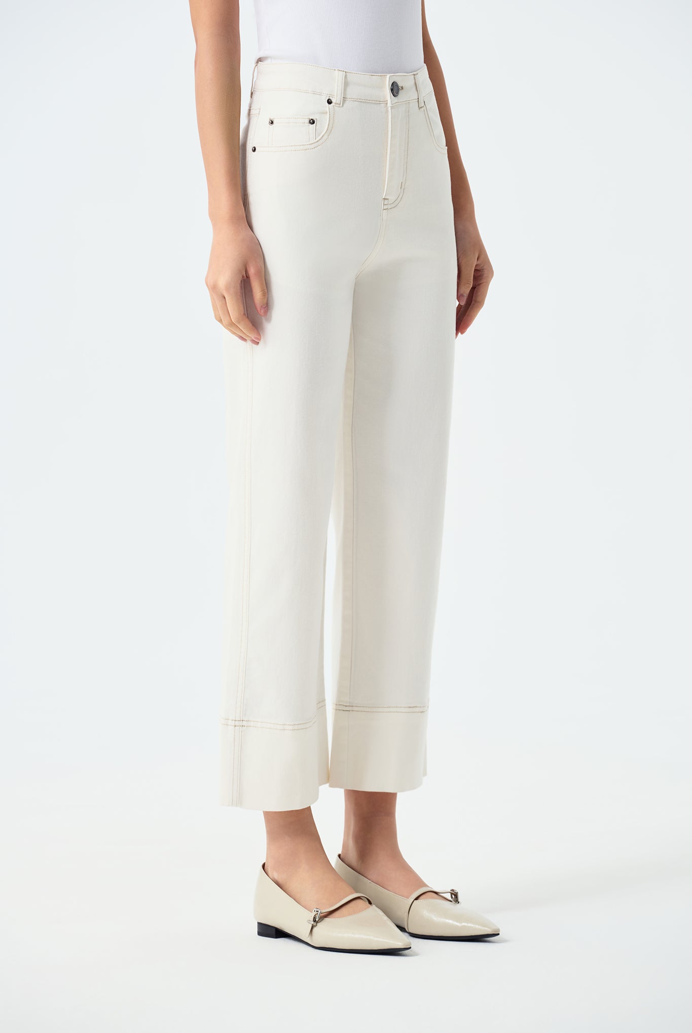 Nadia Capri Style Straight Jeans